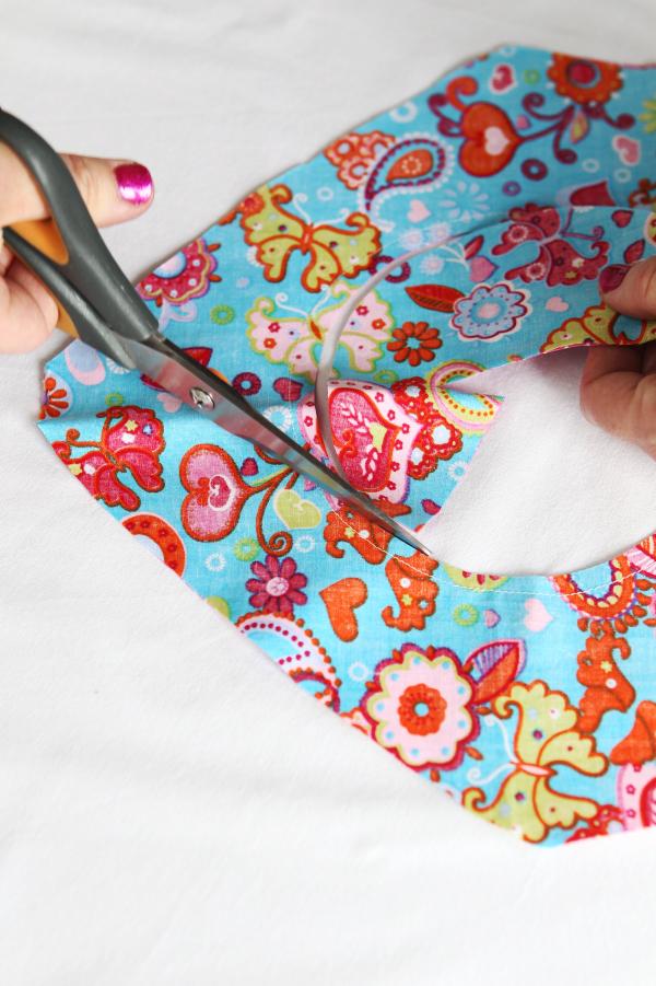 Spring sewing Make a novelty birdhouse peg bag 08 May 2014 Premium