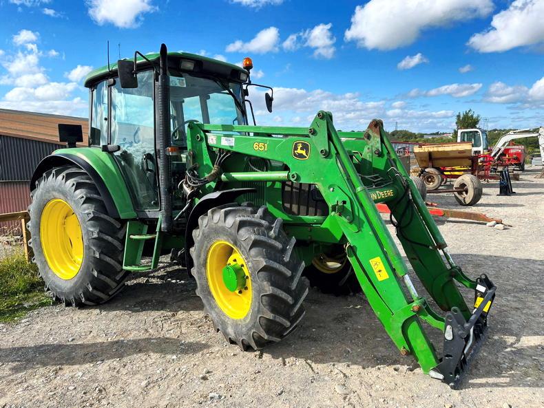 2006 John Deere 6320 sells for €28,800 at midlands auction - Free