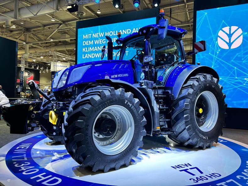 Agritechnica 2023: New Holland introduces new HD flagship and T7 gas  tractor - Free